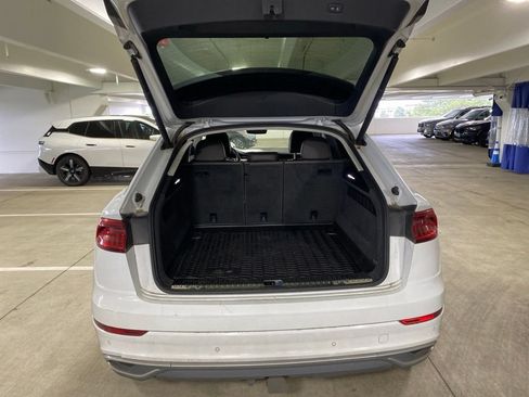 Used 2019 Audi Q8 Prestige AWD/4WD image 7