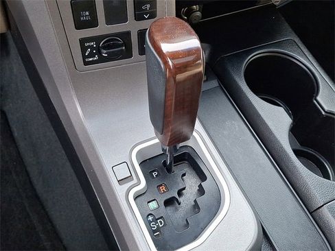 Used 2014 Toyota Sequoia Platinum image 14