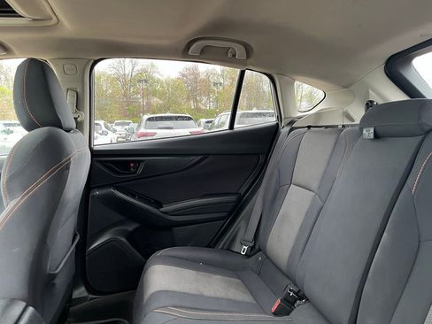 Used 2019 Subaru Crosstrek 2.0i Premium AWD/4WD image 18
