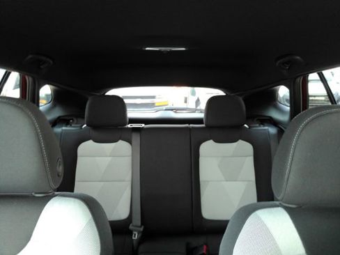 Used 2025 Chevrolet Trax RS w/ Driver Confidence Package FWD image 29