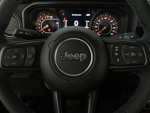New 2026 Jeep Gladiator Rubicon w/ Steel Power Dome Hood Package AWD/4WD image 12
