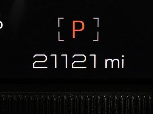 Used 2024 GMC Hummer EV 3X image 19