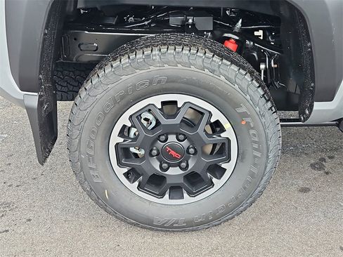 New 2026 Toyota Tacoma 4x4 Double Cab image 5