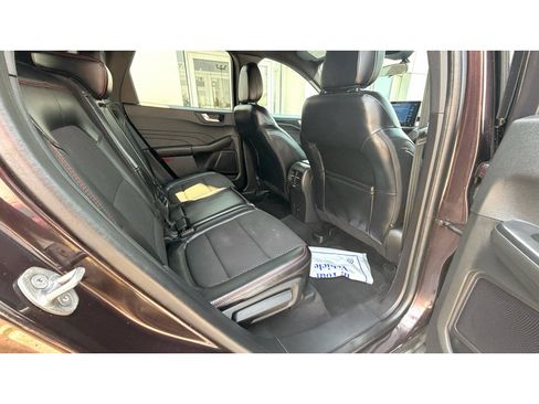 Used 2023 Ford Escape ST-Line w/ Tech Pack #1 AWD/4WD image 13
