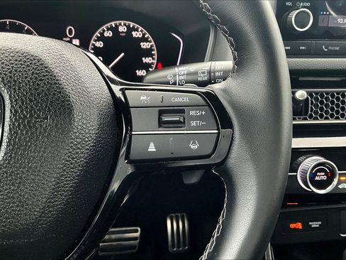 Used 2023 Honda Civic Sport image 20