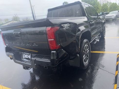 New 2026 Toyota Tacoma TRD Sport AWD/4WD image 37