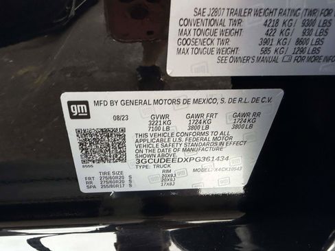 Used 2023 Chevrolet Silverado 1500 RST w/ Z71 Off-Road Package AWD/4WD image 22