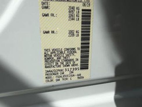 Used 2019 Nissan Leaf S w/ S Charge Package FWD image 9