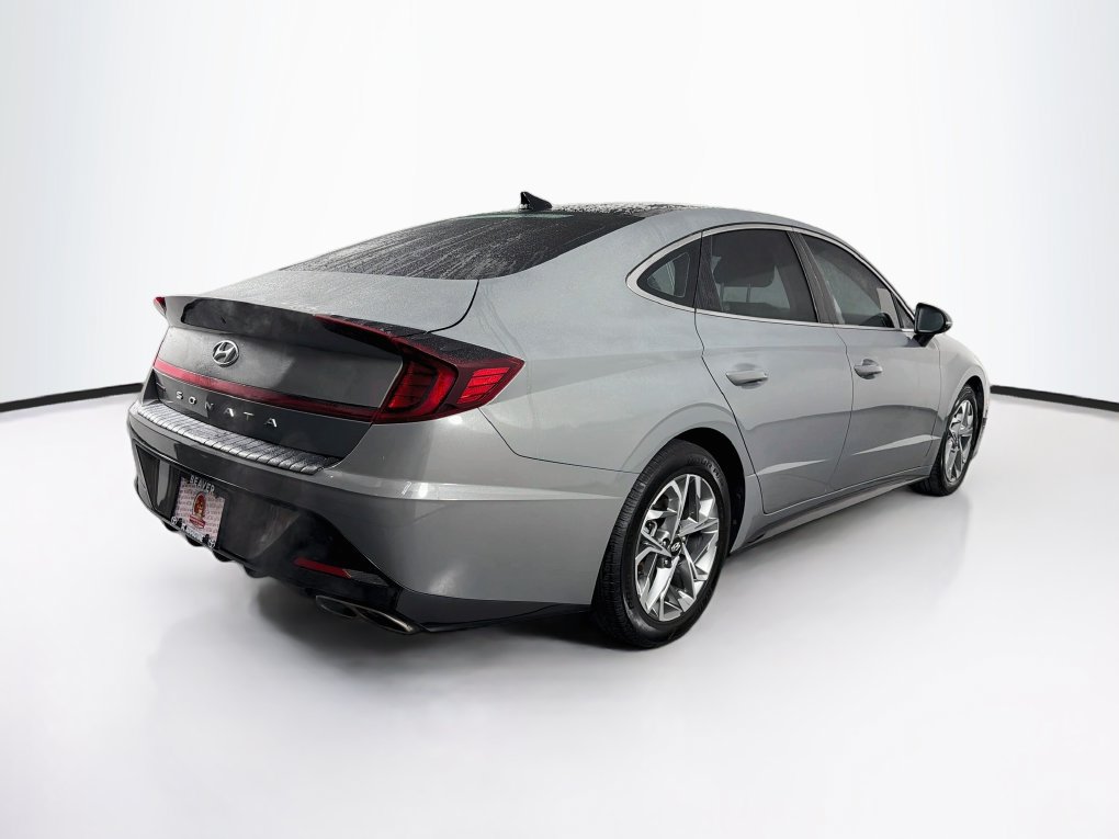 Used 2022 Hyundai Sonata SEL w/ Convenience Package FWD image 10