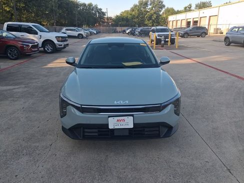 Used 2025 Kia K4 FWD image 5