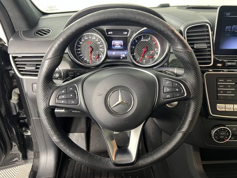 Certified 2018 Mercedes-Benz GLE 43 AMG 4MATIC image 24
