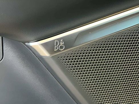 Used 2025 Ford Expedition Max Platinum w/ Stealth Appearance Package image 19