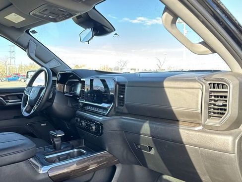 Certified 2024 Chevrolet Silverado 1500 LT Trail Boss w/ Convenience Package II image 29