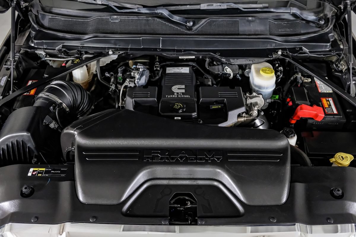 Used 2022 RAM 2500 Limited AWD/4WD image 52