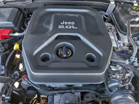 Used 2021 Jeep Wrangler Unlimited Sport image 21