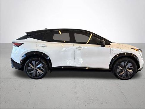 Certified 2024 Nissan Ariya AWD image 7