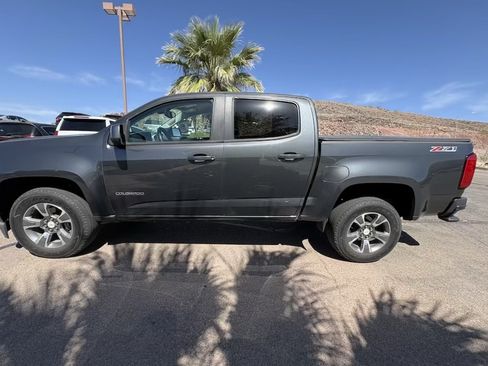 Used 2016 Chevrolet Colorado Z71 AWD/4WD image 2