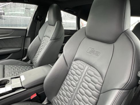 Used 2024 Audi RS 7 Performance image 16