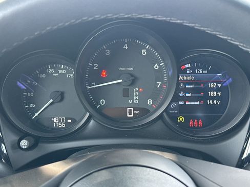 Certified 2025 Porsche Macan AWD/4WD image 29