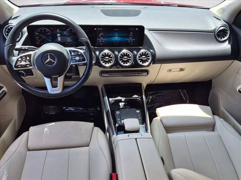 Certified 2022 Mercedes-Benz GLA 250 image 17