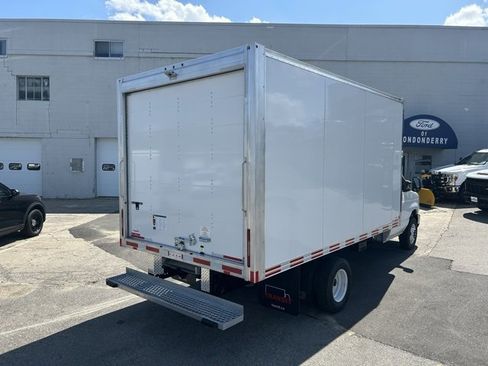 New 2026 Ford E-450 and Econoline 450 Super Duty w/ Power Equipment Group image 3