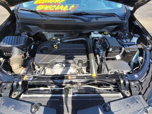 Used 2023 Chevrolet Equinox LS w/ LS Convenience Package FWD image 17