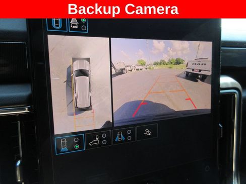 Used 2025 GMC Yukon XL Elevation w/ Technology Package AWD/4WD image 19