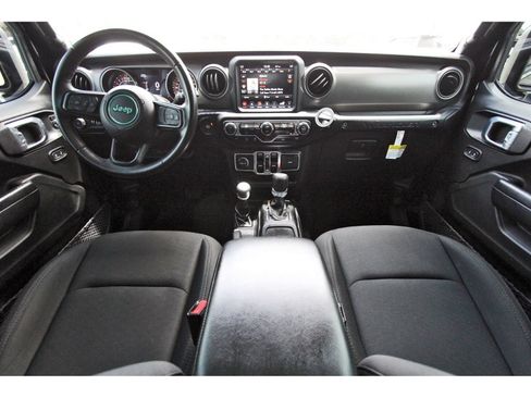 Used 2022 Jeep Wrangler Unlimited Sport AWD/4WD image 10
