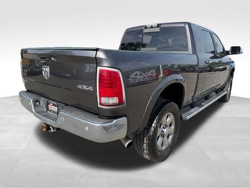Used 2017 RAM 2500 Laramie AWD/4WD image 7