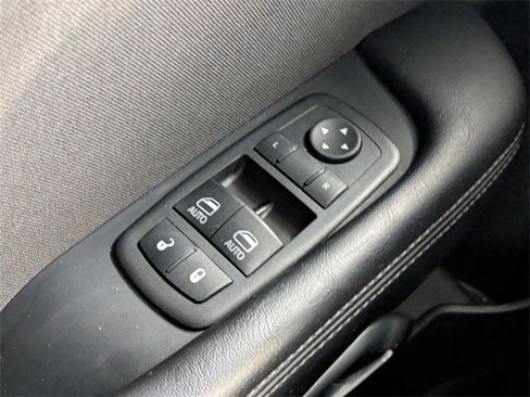 Used 2022 Dodge Challenger R/T Scat Pack image 27