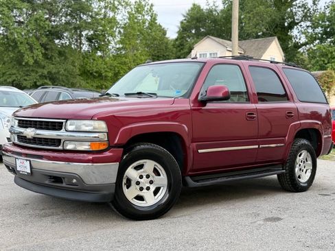 Used 2005 Chevrolet Tahoe LT w/ LT Preferred Equipment Group AWD/4WD image 2
