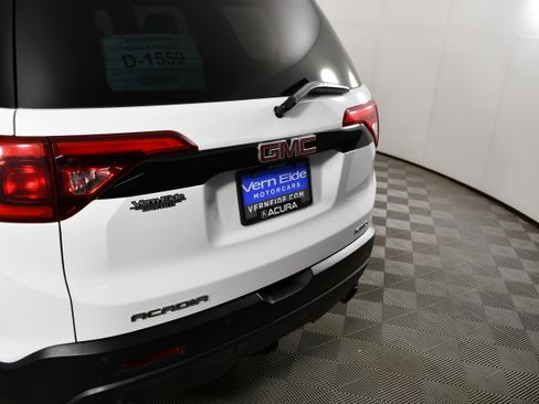 Used 2019 GMC Acadia SLT w/ Black Edition AWD/4WD image 15