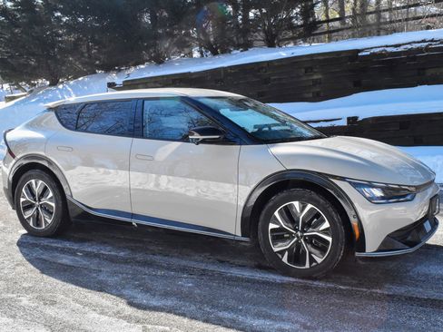 Used 2022 Kia EV6 Wind w/ Wind Technology Package image 11