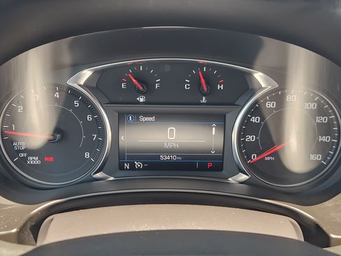 Used 2024 GMC Terrain SLE FWD image 14