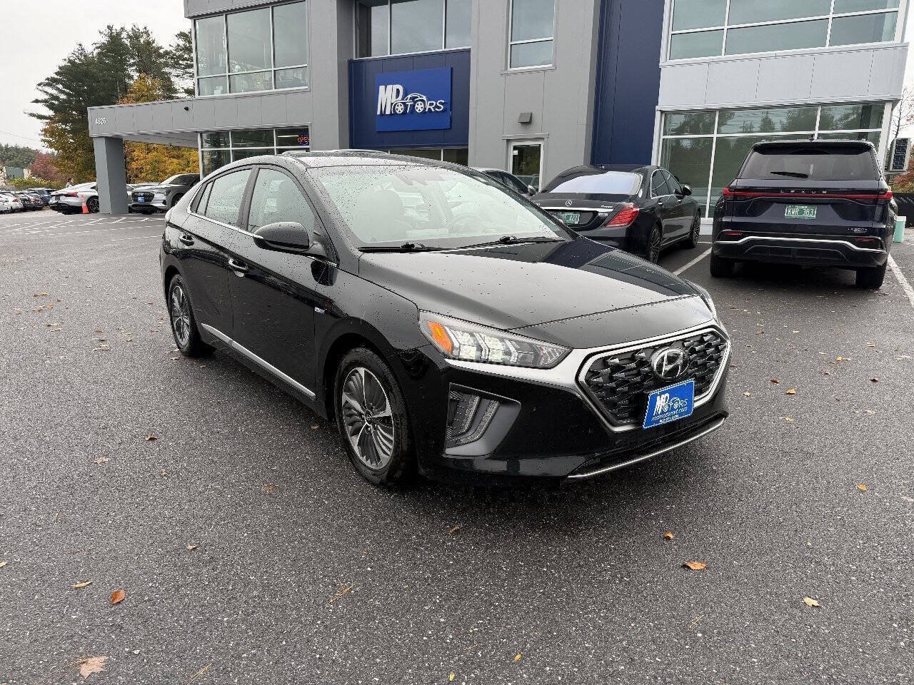Used 2020 Hyundai Ioniq SEL FWD image 4