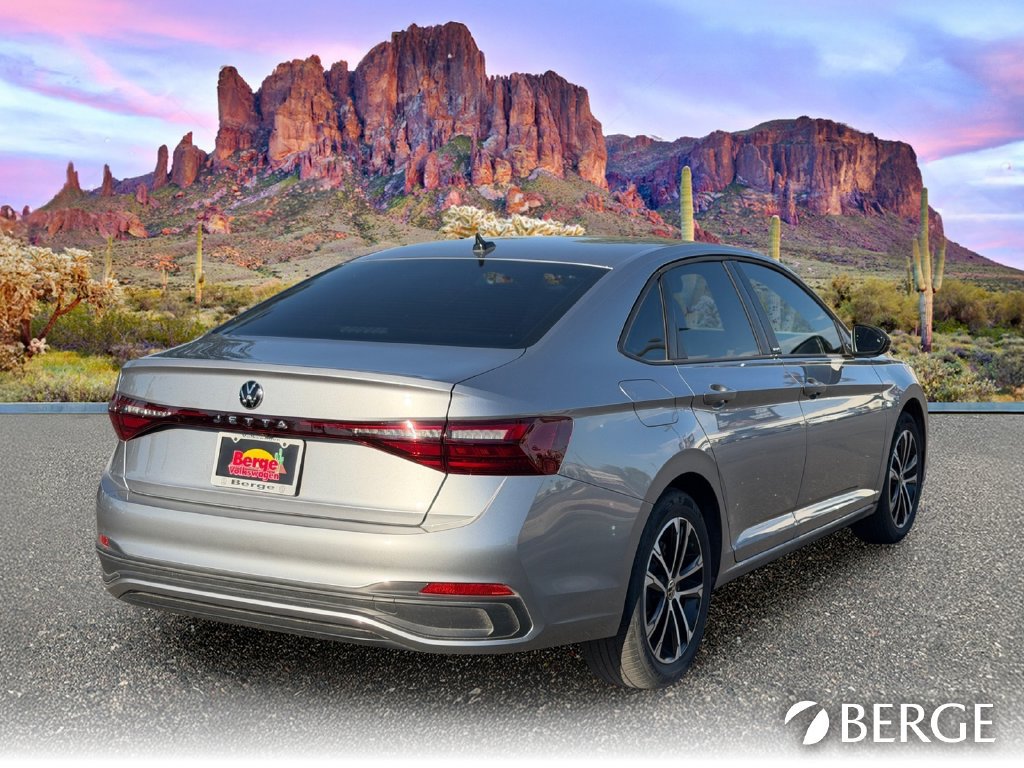 Used 2025 Volkswagen Jetta Sport FWD image 7