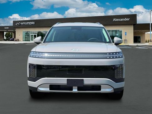 New 2026 Hyundai Ioniq 9 SE AWD/4WD image 12