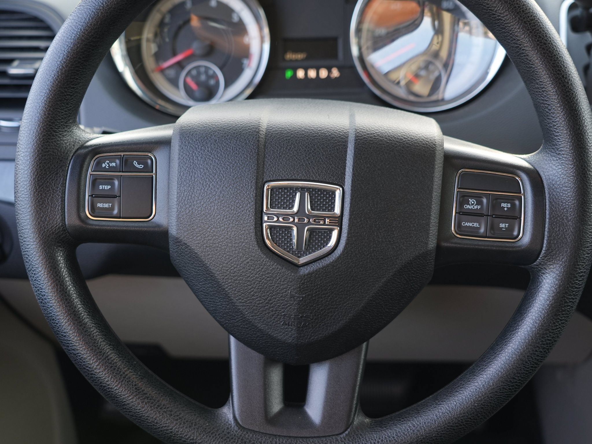Used 2018 Dodge Grand Caravan SE w/ UConnect Hands-Free Group FWD image 23
