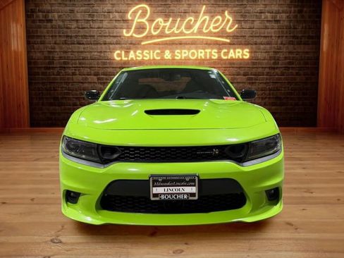 Used 2023 Dodge Charger Scat Pack w/ Technology Group RWD image 19