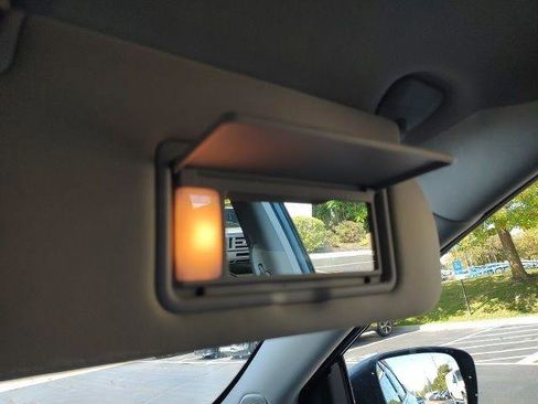 Used 2018 Nissan Murano Platinum image 7