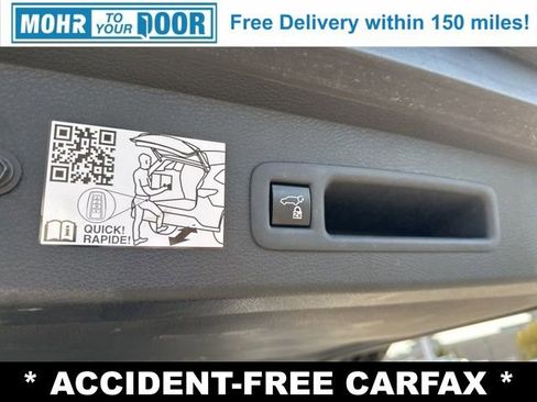 Used 2023 Toyota Sienna XSE image 10