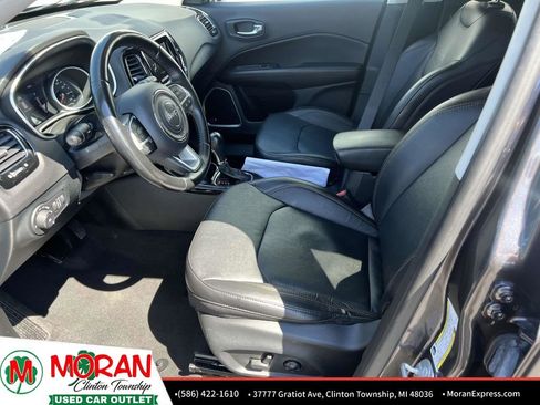 Used 2021 Jeep Compass Limited w/ Sun and Sound Group image 17