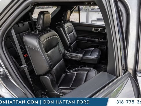 Used 2020 Ford Explorer XLT w/ Equipment Group 202A AWD/4WD image 19