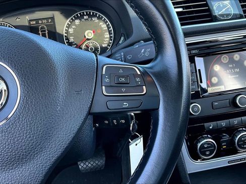 Used 2012 Volkswagen Passat 2.5 SE image 10