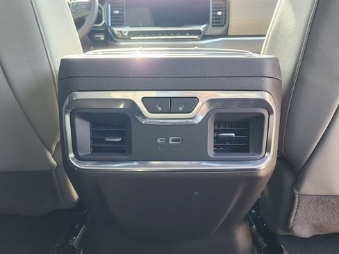 New 2026 GMC Sierra 1500 SLT w/ SLT Premium Plus Package image 48