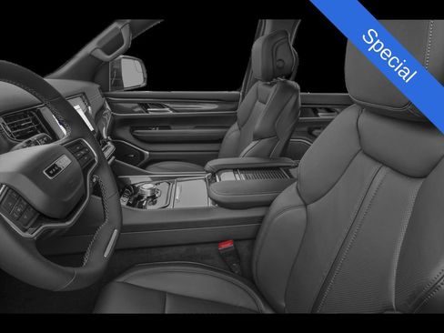 Used 2024 Jeep Wagoneer Series II AWD/4WD image 23