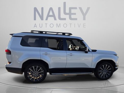Used 2024 Lexus GX 550 w/ Cold Area Package AWD/4WD image 5