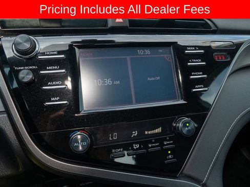 Used 2019 Toyota Camry SE FWD image 11
