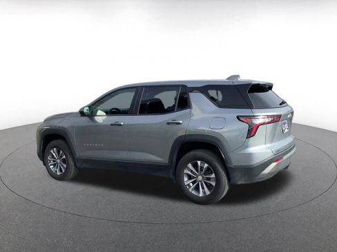 Used 2025 Chevrolet Equinox LT image 10