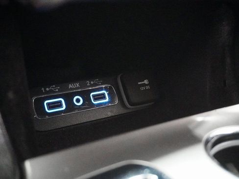 Certified 2022 Jeep Grand Cherokee Laredo X image 31